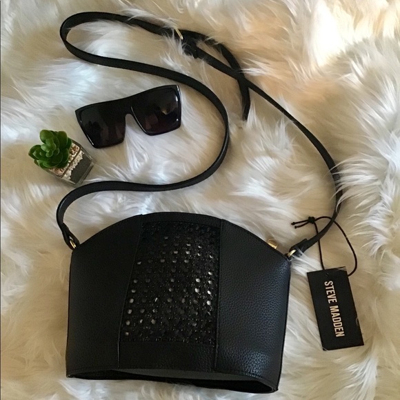 ✨NWT✨ Black Steve Madden Crossbody Purse! - Picture 2 of 6
